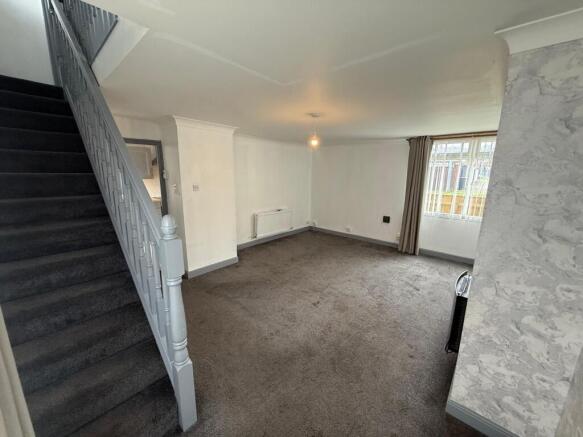 3 bed Terraced to rent Image 5