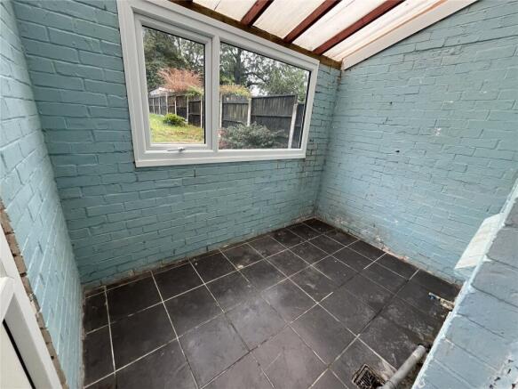 3 bed Semi-Detached to rent Image 8