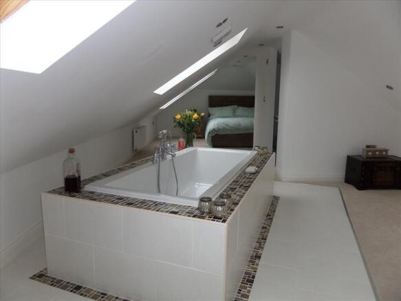 MASTER SUITE