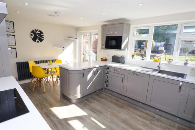 Kitchen/Breakfast Room
