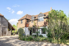 7, Clares Green Road, Reading RG7 1DY