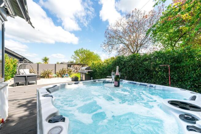Jacuzzi