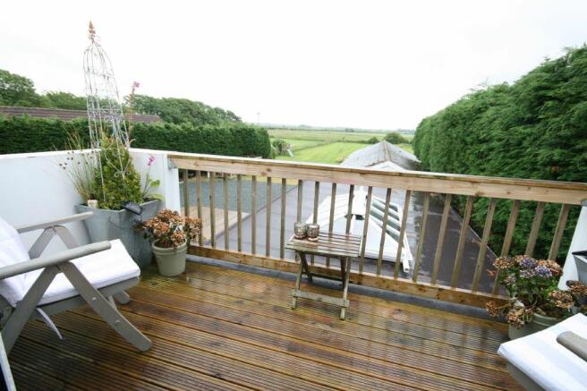 SUN BALCONY