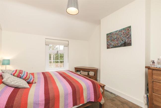 8274964-interior19.j