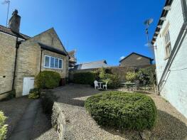 Flat 4, Littlecroft, Bridge Close, Boston Spa, Wetherby LS23 6HE
