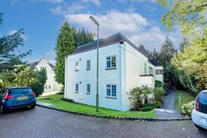 42, Ivy Drive, Lightwater GU18 5YT