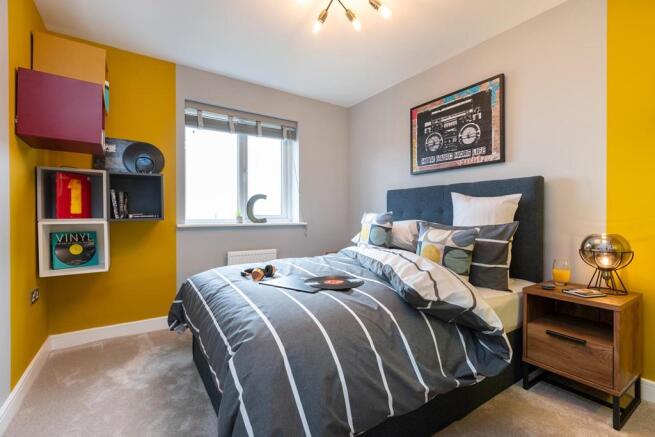 This double bedroom could a kid's room