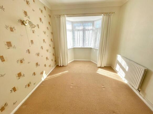 32 North Lane Bed...