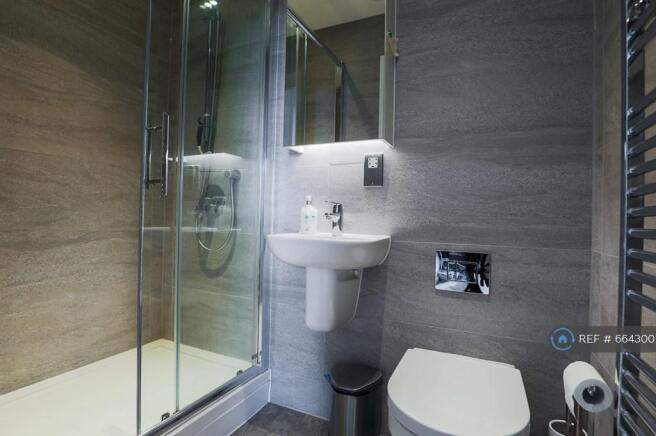 En Suite Bathroom