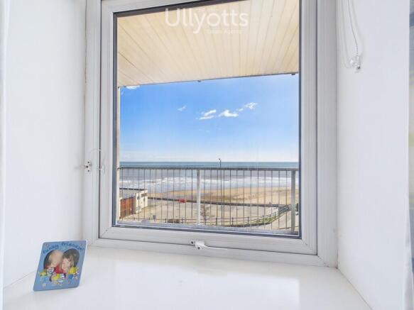 2 bed Apartment for sale Image 12