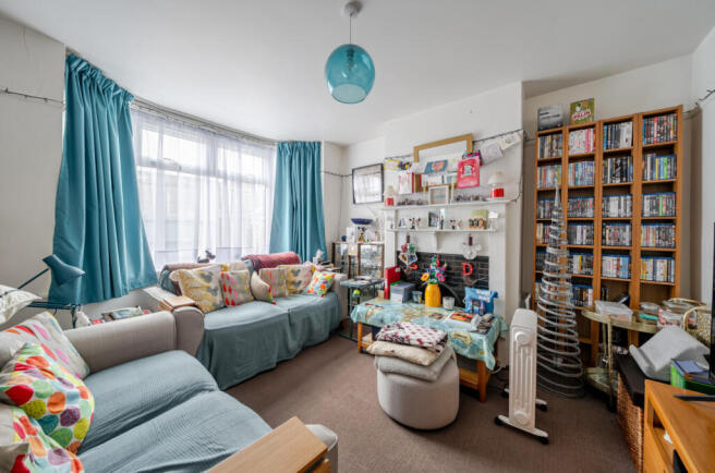 1431559-9-69b7ff8...