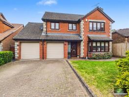 10, Elizabethan Way, Maidenbower, Crawley RH10 7GU