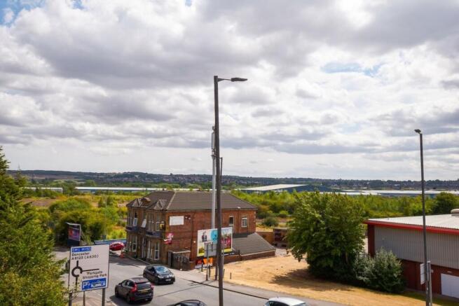 2 bed Flat for sale Image 10