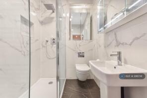 Flat C, 18, Colvestone Crescent, Hackney, London E8 2LH