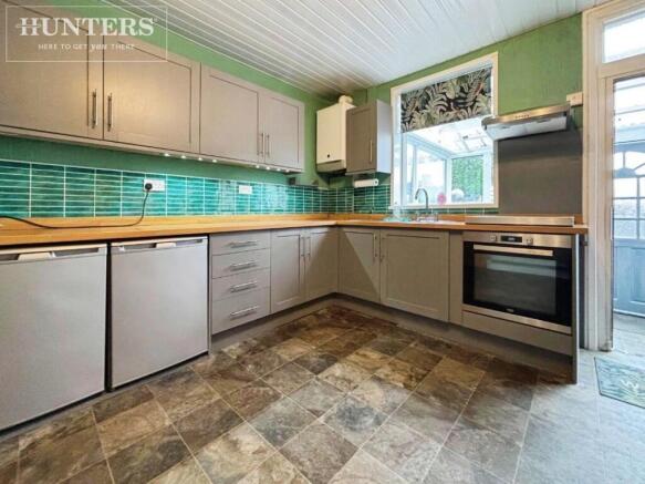 3 bed Terraced to rent Image 6