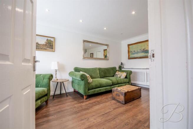 3 bed Link Detached House for sale Image 8