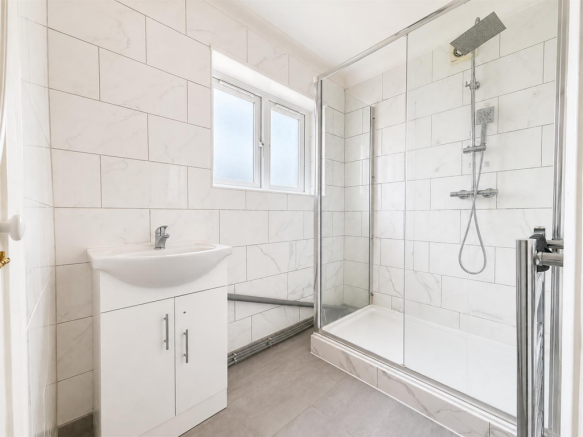 Shower Room/ WC
