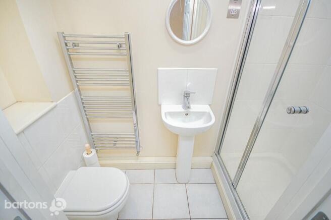 2 bed Apartment for sale Image 6