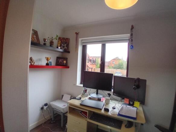 Photo 12
