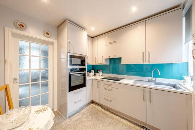3 bed Terraced for sale Image 4