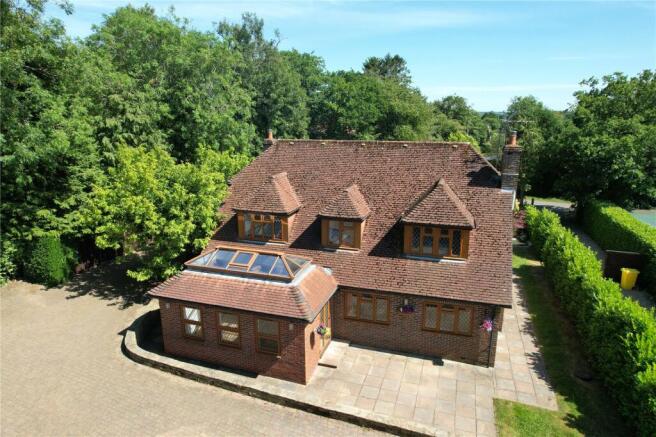 House in East Hampshire, Four Marks - View 4