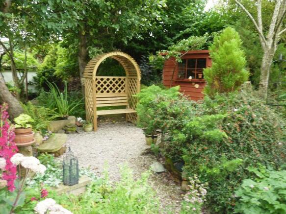 Seating & Shed