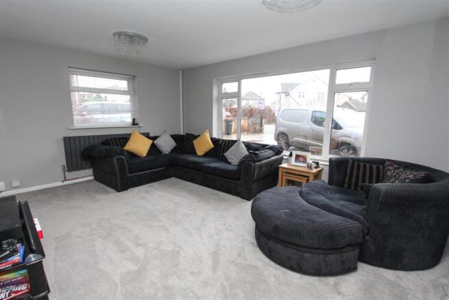 LOUNGE NEW.jpg
