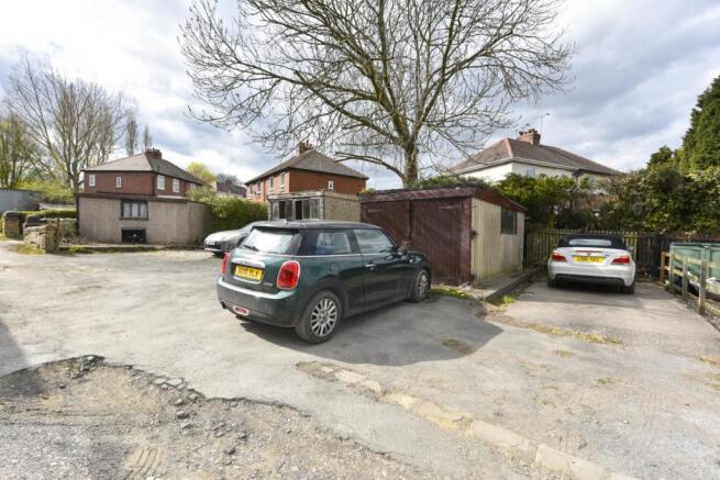 DETACHED GARAGE
