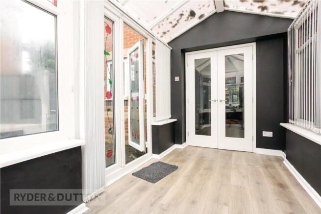 3 bed Semi-Detached for sale Image 9