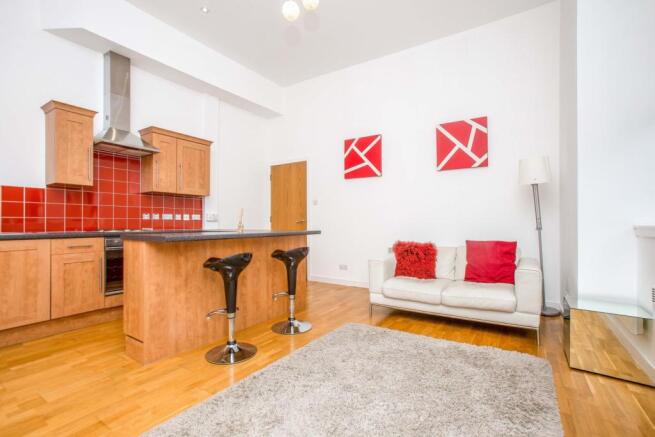 Lounge / Kitchen