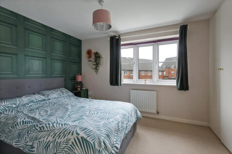 Burgess Road, Horley, Surrey, RH6