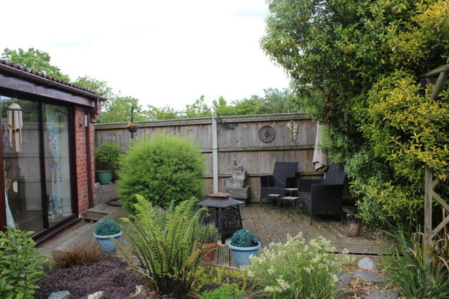 Photo 12