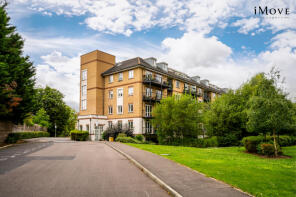 Flat 7, 3 Radcliffe House, Worcester Close, Penge, London SE20 8FR
