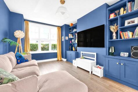 Aveling Park Road, Walthamstow, London, E17