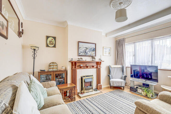 Midhurst Avenue, Westcliff-on-sea, SS0 photo 4