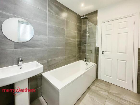 1 bed Apartment to rent Image 6