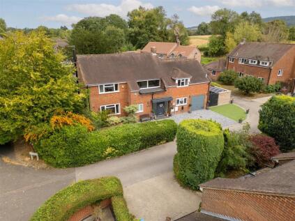 Bridleway, Weston Turville, HP22