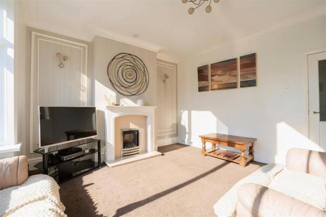 3 bed Semi-Detached for sale Image 5