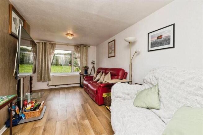 3 bed Semi-Detached for sale Image 5