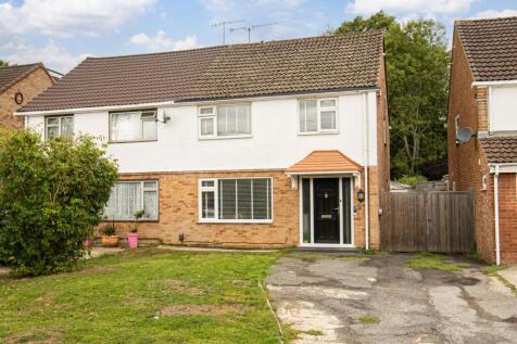 St. Marys Drive, Crawley, RH10