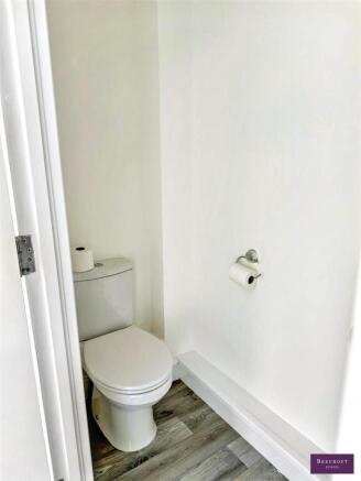 1 bed Flat for sale Image 9