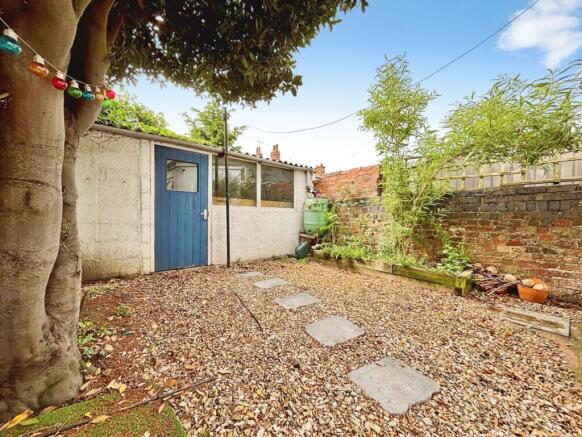 Garden & Workshop