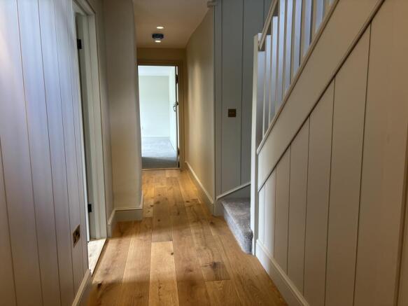 4 bed Detached to rent Image 5