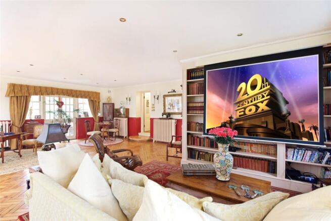 Sitting/Family Room