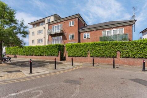 Astha Court, Kings Avenue, Greenford