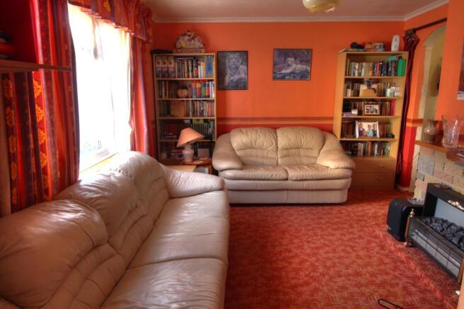 Lounge 1
