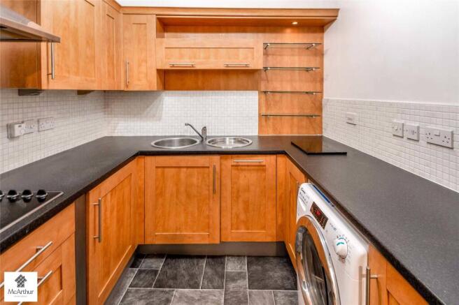 2 bed Apartment for sale Image 6