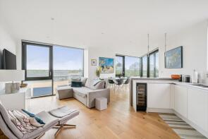 Flat 2, 86 Overbridge House, London Road, Twickenham TW1 1FD