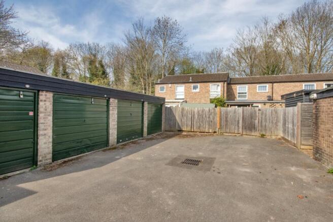 Garage En-Bloc