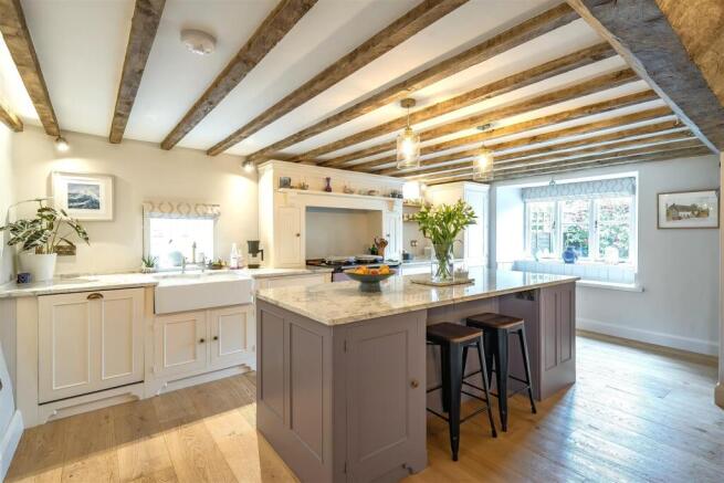 Kitchen / Breakfast Room